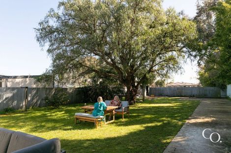 Photo of property in 8 Tomoana Road, Mahora, Hastings, 4120