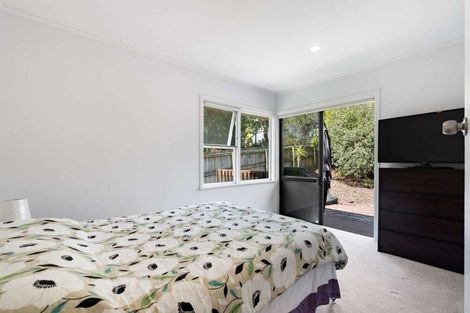 Photo of property in 82b Woodglen Road, Glen Eden, Auckland, 0602