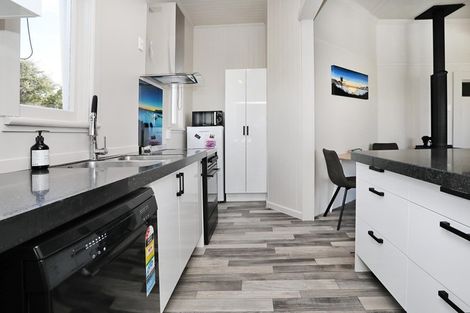 Photo of property in 2 Foyle Street, Bluff, 9814