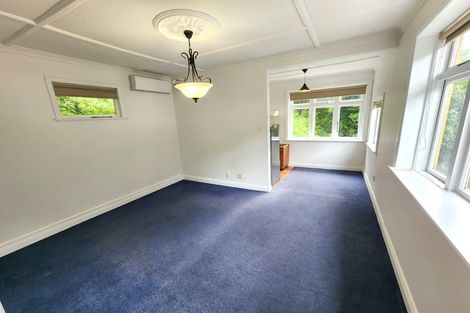 Photo of property in 64 Holloway Road, Aro Valley, Wellington, 6021