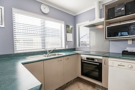 Photo of property in 4/304 Southampton Street West, Hastings, 4122