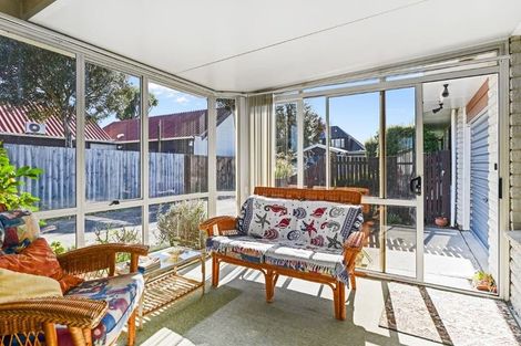 Photo of property in 1/40 Ambleside Drive, Burnside, Christchurch, 8053