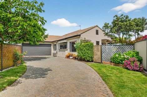 Photo of property in 13 Aintree Place, Taradale, Napier, 4112