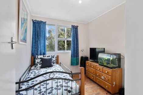 Photo of property in 45 Makiri Street, Helensville, 0800