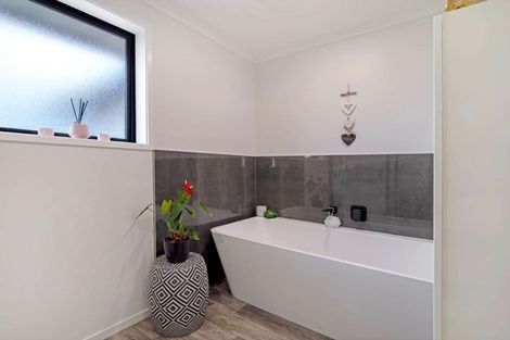 Photo of property in 7 Morrell Street, Tawhero, Whanganui, 4501