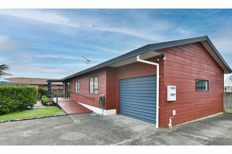 Photo of property in 2/28 Lakeside Drive, Orewa, 0931