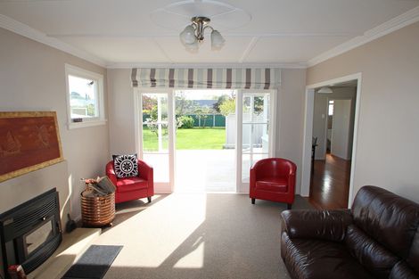 Photo of property in 30 Balmoral Street, Oamaru North, Oamaru, 9400