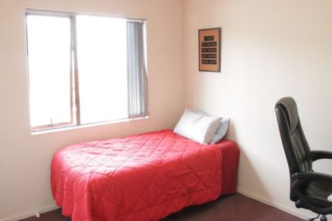 Photo of property in 16a Charlenne Close, Ranui, Auckland, 0612