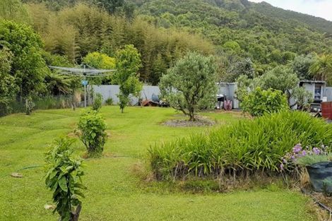 Photo of property in 13 Ives Street, Hector, 7822