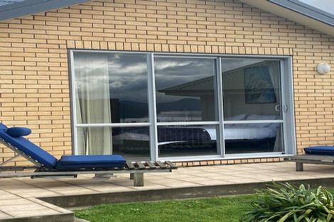 Photo of property in 10 Harbour View Heights, Picton, 7220