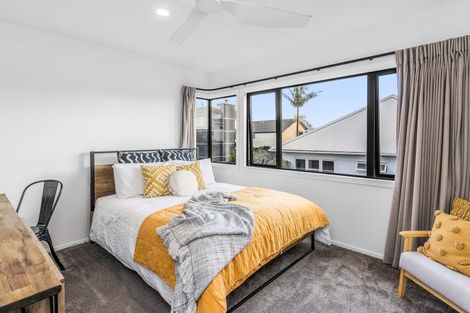 Photo of property in 1/4 Lynch Street, Point Chevalier, Auckland, 1022