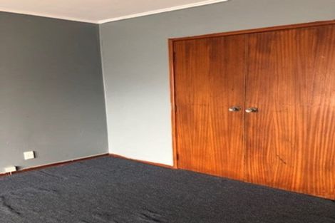 Photo of property in 2/9 Commissariat Road, Mount Wellington, Auckland, 1060