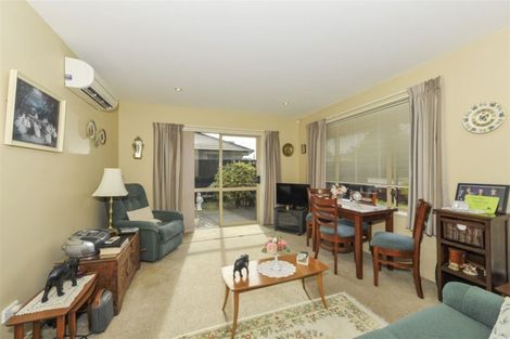 Photo of property in 31a Wilsons Road, Saint Martins, Christchurch, 8022