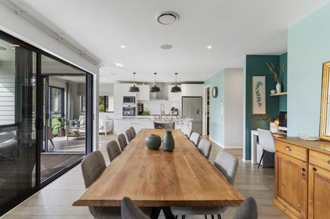 Photo of property in 19 Kahika Grove, Huapai, Kumeu, 0810