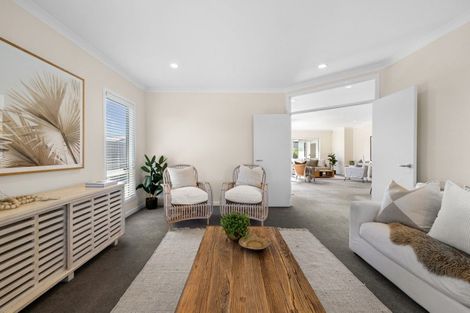 Photo of property in 10 Kapiti Drive, Poraiti, Napier, 4112