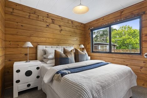 Photo of property in 37a Oteha Valley Road, Northcross, Auckland, 0632