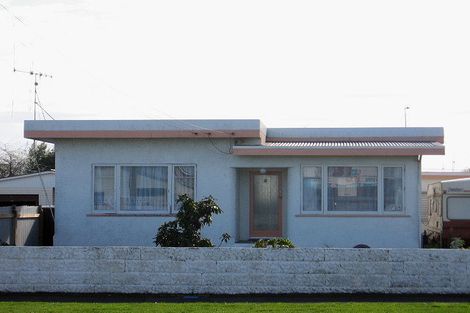 Photo of property in 50 Hokio Beach Road, Levin, 5510