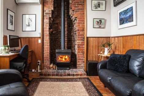 Photo of property in 3 Neidpath Road, Mornington, Dunedin, 9011