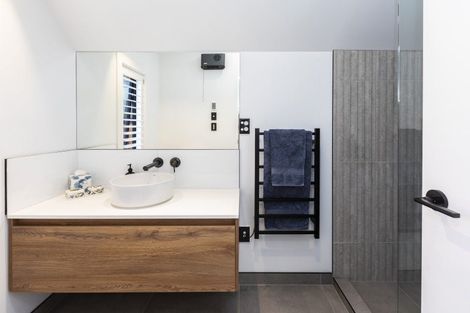 Photo of property in 2/6 Lloyd Street, Strowan, Christchurch, 8052