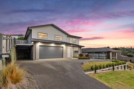 Photo of property in 111 Oteki Park Drive, Welcome Bay, Tauranga, 3112