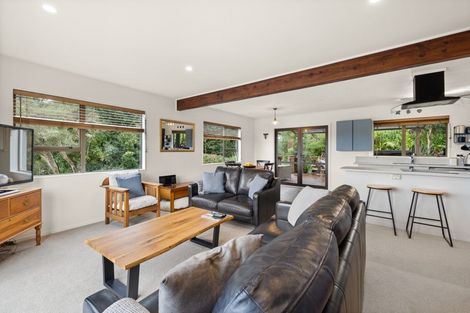 Photo of property in 6 Puketiro Place, Paihia, 0200