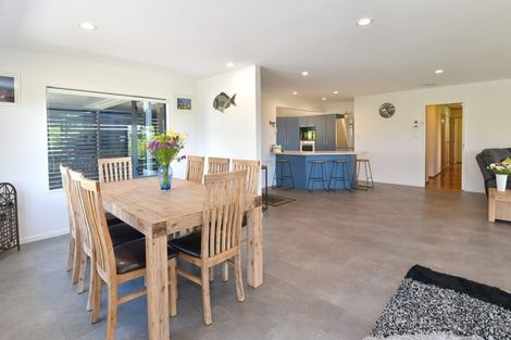 Photo of property in 166 Rimmer Road, Helensville, 0875