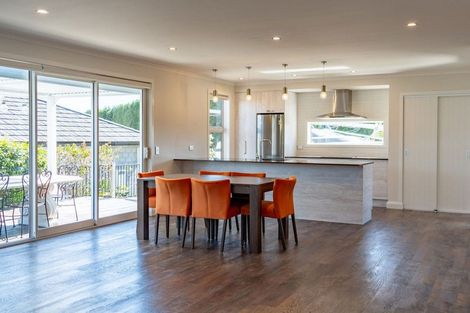 Photo of property in 27 Kayelene Place, Omokoroa, 3114