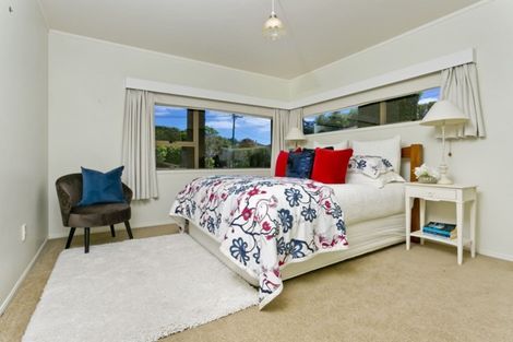 Photo of property in 1/26 County Road, Torbay, Auckland, 0630