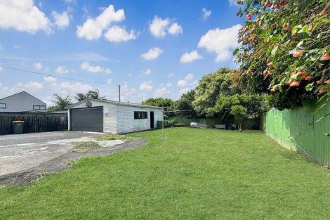 Photo of property in 45 Waipani Road, Te Atatu Peninsula, Auckland, 0610