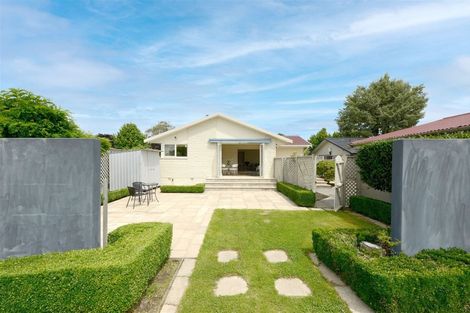 Photo of property in 18 Glenside Avenue, Ilam, Christchurch, 8041