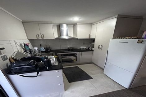Photo of property in 2 Cranberry Place, Bucklands Beach, Auckland, 2012