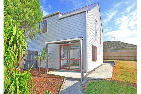 Photo of property in 1/21 Solveig Place, Randwick Park, Auckland, 2105
