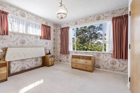 Photo of property in 145 Broderick Road, Johnsonville, Wellington, 6037