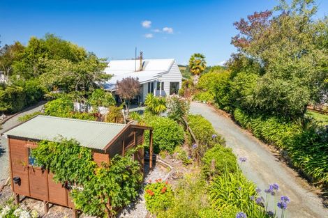 Photo of property in 8 Sunrise Valley Road, Upper Moutere, 7173