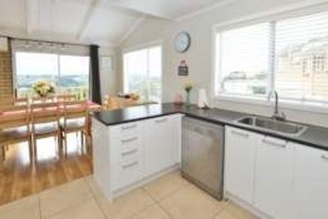 Photo of property in 1/330 Glenfield Road, Glenfield, Auckland, 0629