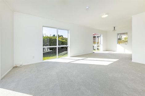 Photo of property in 26 Milan Drive, Glen Eden, Auckland, 0602