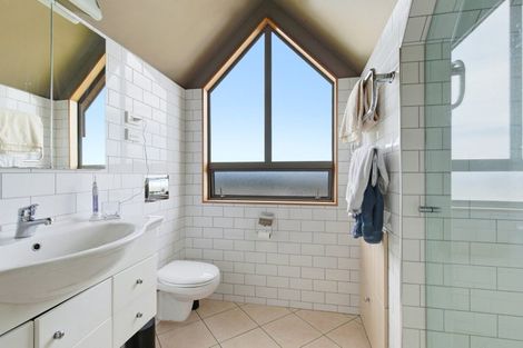 Photo of property in 111a The Ridgeway, Mornington, Wellington, 6021