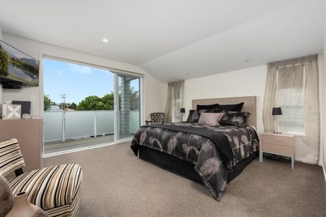 Photo of property in 173 Marine Parade, Mount Maunganui, 3116