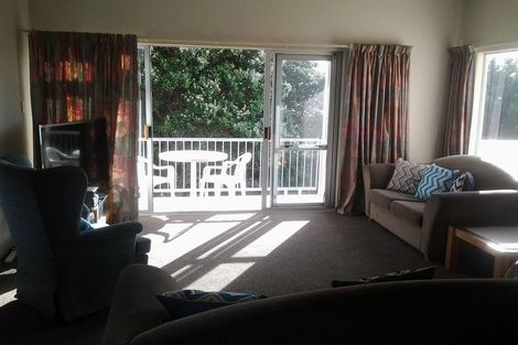 Photo of property in 121 Renown Road, Raumati South, Paraparaumu, 5032