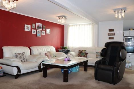 Photo of property in 17 Waimana Avenue, Northcote Point, Auckland, 0627