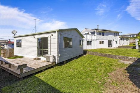 Photo of property in 202 Archers Road, Glenfield, Auckland, 0629