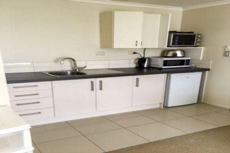 Photo of property in 20 Reins Road, Takanini, 2112