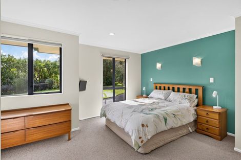 Photo of property in 49 Terry Smyth Drive, Kumeu, 0892