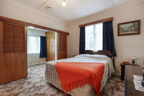 Photo of property in 112 Shamrock Street, Takaro, Palmerston North, 4412