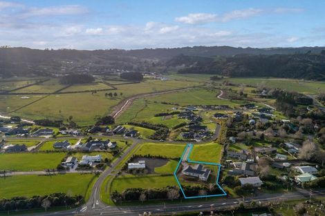 Photo of property in 25 Awatiro Drive, Kaukapakapa, 0871