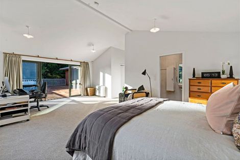 Photo of property in 87 Bethells Road, Waitakere, Henderson, 0782