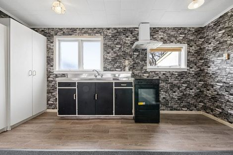 Photo of property in 232 Great South Road, Huntly, 3700