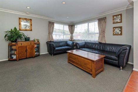 Photo of property in 36 Aronia Way, Goodwood Heights, Auckland, 2105