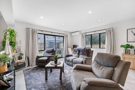 Photo of property in 4b Ahunga Road, Karaka, Papakura, 2113