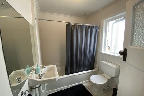 Photo of property in 13c Lawrence Street, Newtown, Wellington, 6021